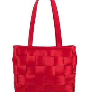Harveys Seatbelt Bag – Large Scarlet Red Tote (11”x17”) – Retro Cool with normal